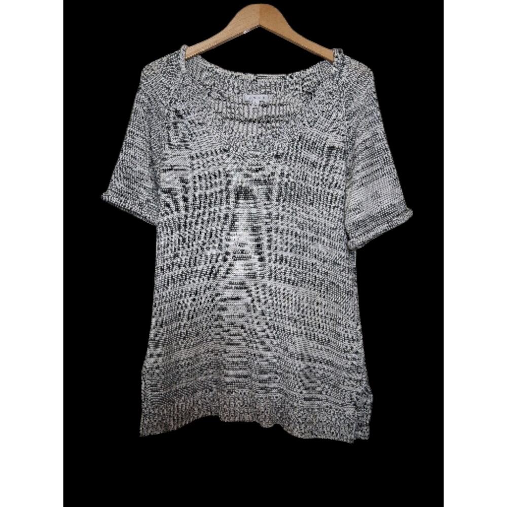 cAbi Black & Gray Marled Short Sleeve Casual Sweater Scoop Neck Size Medium